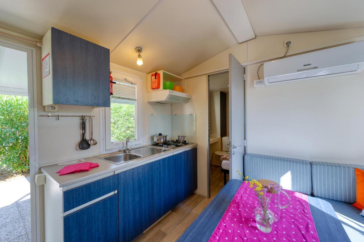 San Benedetto Camping Relais Peschiera del Garda Exterior photo